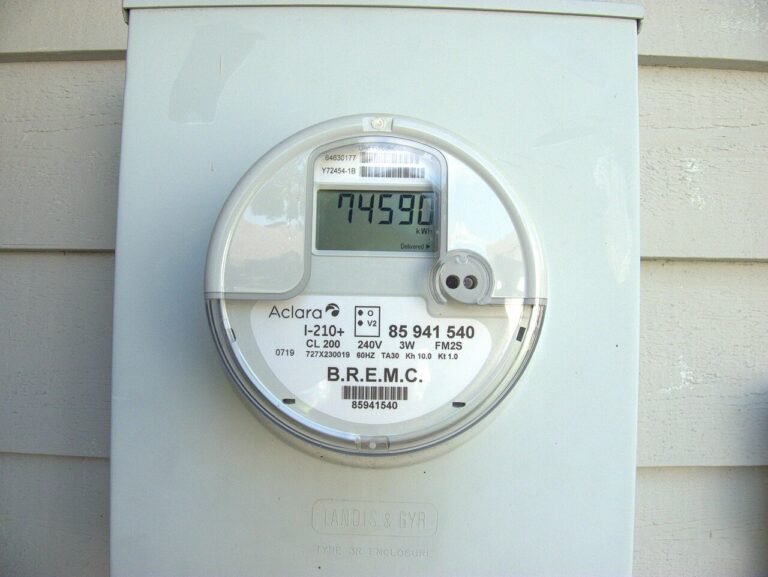 Compteur électrique communicant intelligent (smart meter) pour le suivi de la consommation