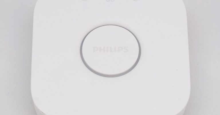 Pont de connexion Philips Hue (éclairage intelligent)